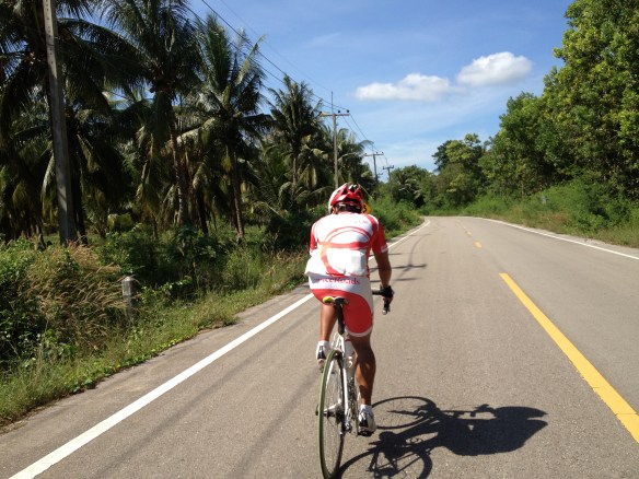 Following Esso down another really busy Thai road :)