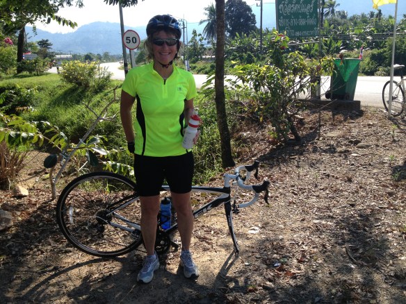 It's easy to smile, even with a puncture, when you have a friendly man in a support van to come and repair it for you!