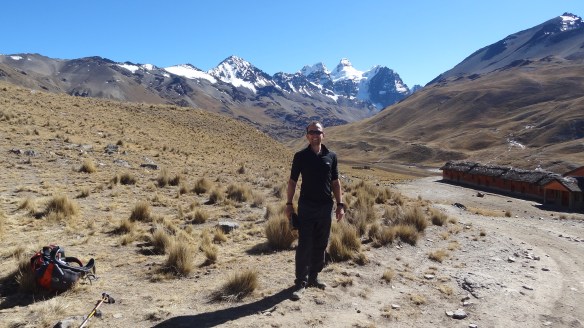 The Condoriri range comes into view.