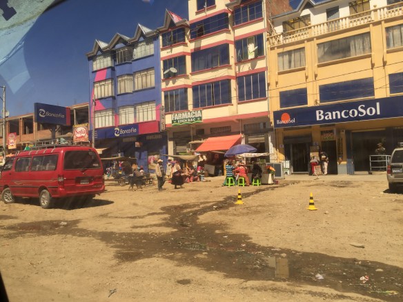 The main street of El Alto.